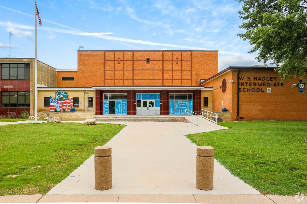Hadley Middle School front entrance in Wichita, Kansas.