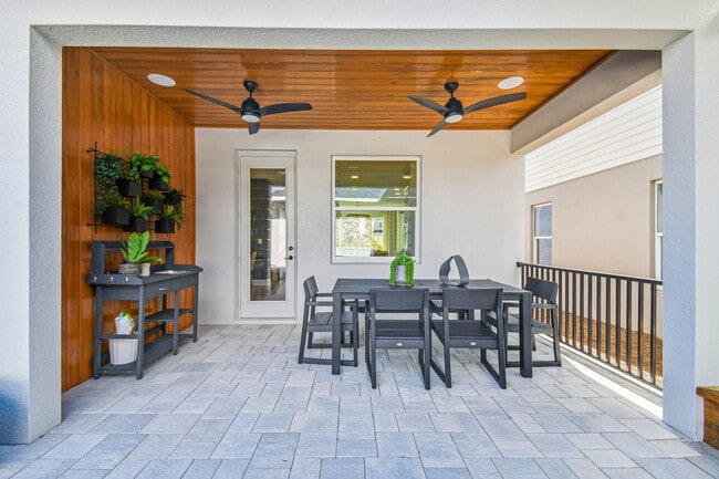 17106 Beachgrass Aly, Winter Garden, FL 34787 - photo 3