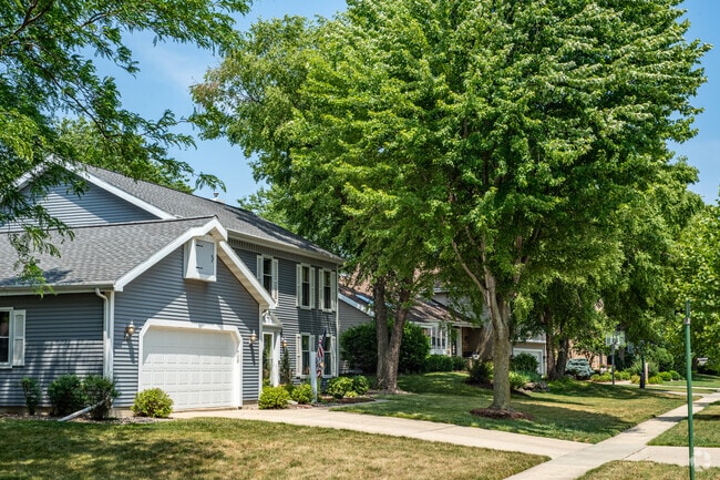 Stonefield in Middleton, WI offers a variety of single-family homes for it's residents.
