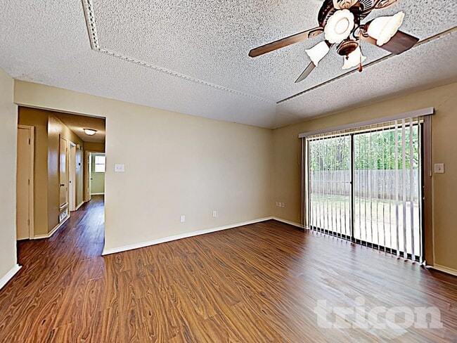 773 Parkview Dr, Burleson, TX 76028 - photo 4