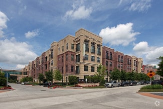 1 Waterway Ave, The Woodlands, TX 77380