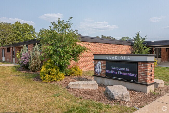 Gladiola Elementary School holds routine family council events in Byron Center Park.