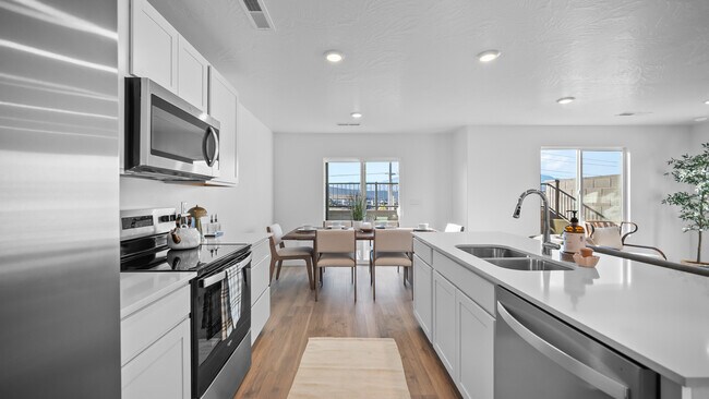 3318 E Dungeon Dr unit 2312, Washington, UT 84780 - photo 5