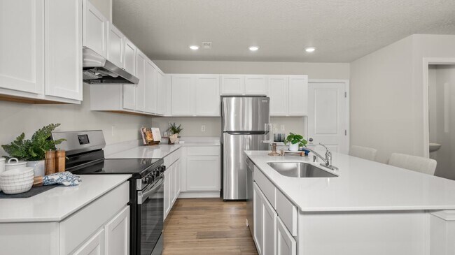 87 E Burdock Loop unit 36040361, Hayden, ID 83835 - photo 4