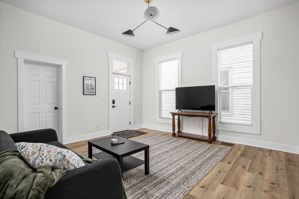 844 Camp St unit ID1303755P, Indianapolis, IN 46202 - photo 1