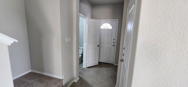 7239 Converse Ridge Ln, Windcrest, TX 78239 - photo 4