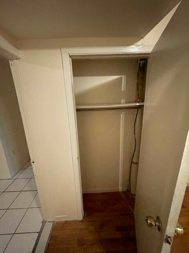 637 Greene Ave unit 2, Brooklyn, NY 11221 - photo 6