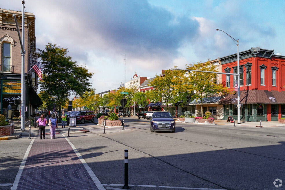 East Lincoln Crossroads