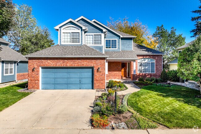 Contemporary Craftsman homes with multiple front gables are popular in Palo Park.