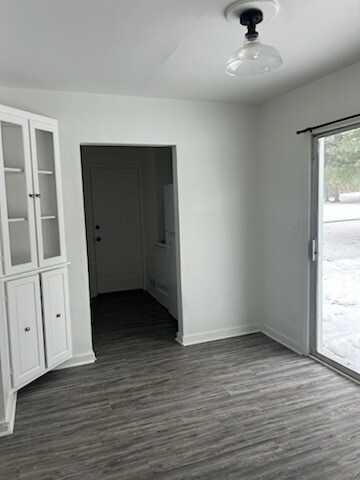 24 Goodrich Ave, Hillsdale, MI 49242 - photo 3