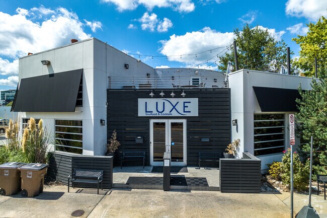 Luxe Soulfood and Cocktails is a new favorite for locals in Dunleath.