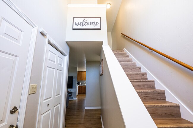 341 Desplaine Rd, de Pere, WI 54115 - photo 3