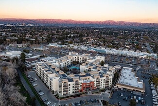 1725 S Bascom Ave, Campbell, CA 95008