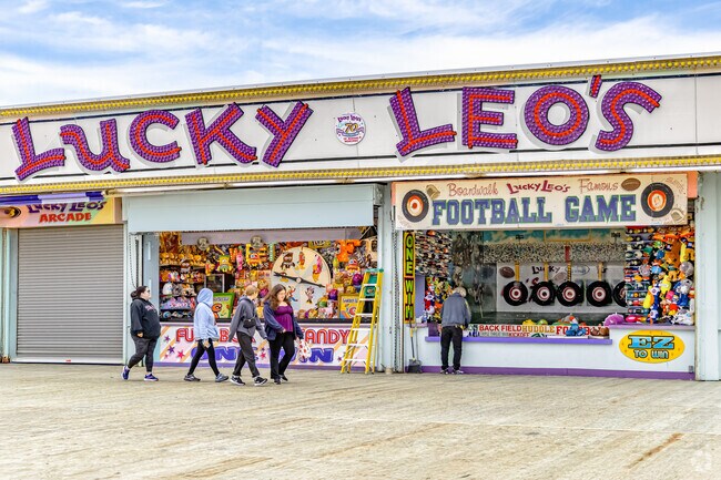 Lucky Leo’s Arcade captures the nostalgic heartbeat of Seaside Heights, where tradition meets nonstop excitement on the boardwalk.
