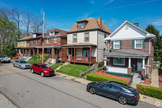 In Beechview, craftsman homes are common and interspersed with townhouses, cottages and ranches.