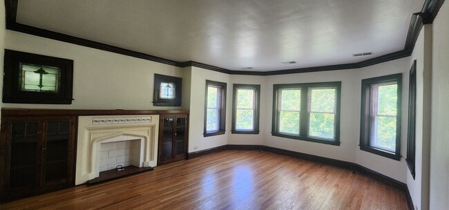 2018 Lake St unit 2, Evanston, IL 60201 - photo 5