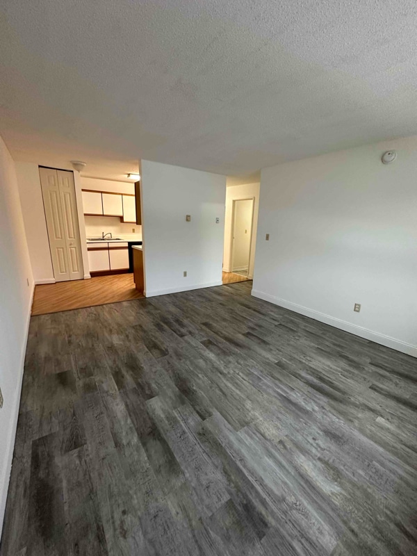 1508 State Hwy 1 Unit 205, Thief River Falls, MN 56701