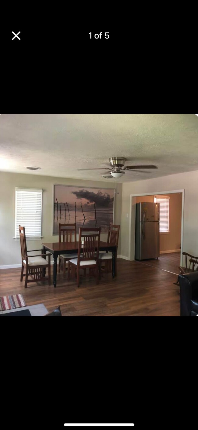 1021 Barlow St, Traverse City, MI 49686