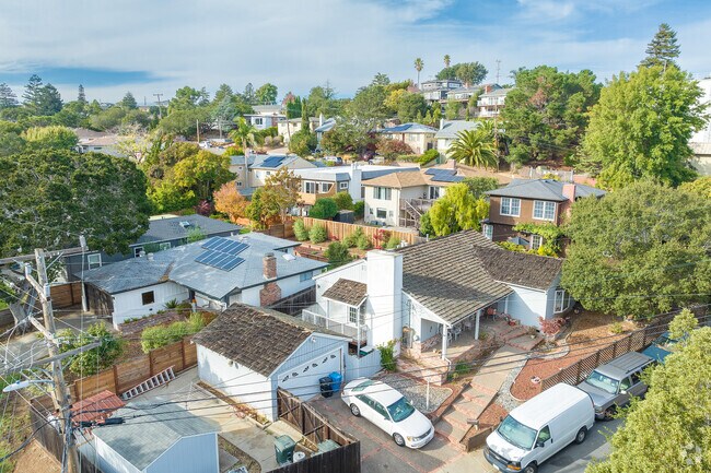 Antique Forest Homes features modern, mid-century, and traditional residences.