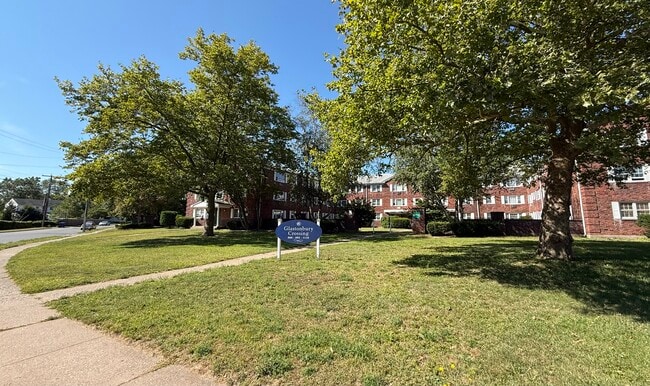 41 Glenn Rd unit C2, East Hartford, CT 06118 - photo 2