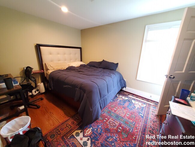 18 Plainfield St, Jamaica Plain, MA 02130 - photo 7