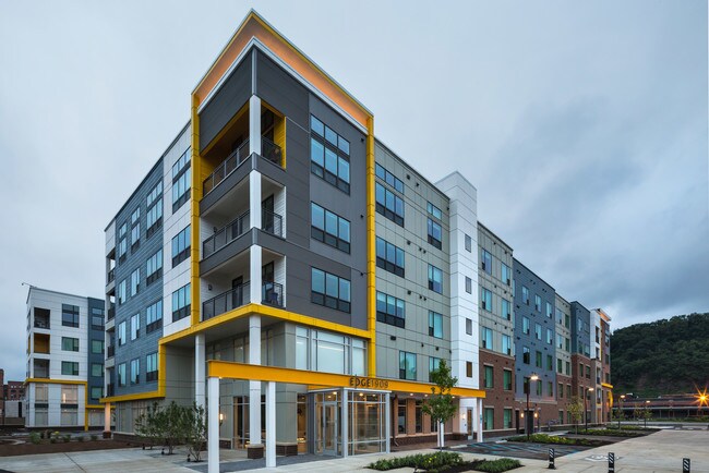 Edge 1909, Pittsburgh, PA 15222 - photo 4