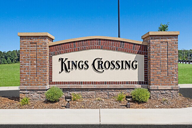 127 Plumtree Ct, King, NC 27021 - photo 2