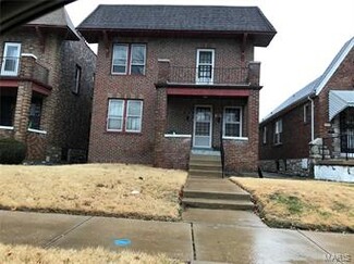 6035 N Pointe Blvd Unit 2nd floor, Saint Louis, MO 63147