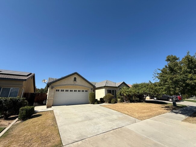 11008 Snowcreek Falls Ave, Bakersfield, CA 93312 - photo 2