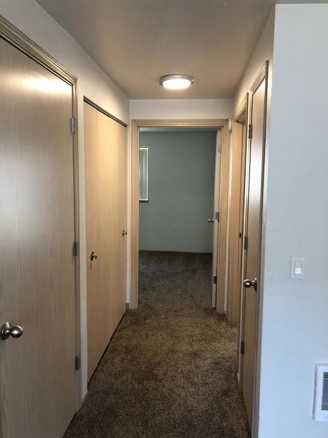 Oak Park, Salem, OR 97305 - photo 3