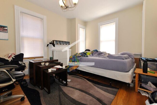 17 Bennett St, Brighton, MA 02135 - photo 7