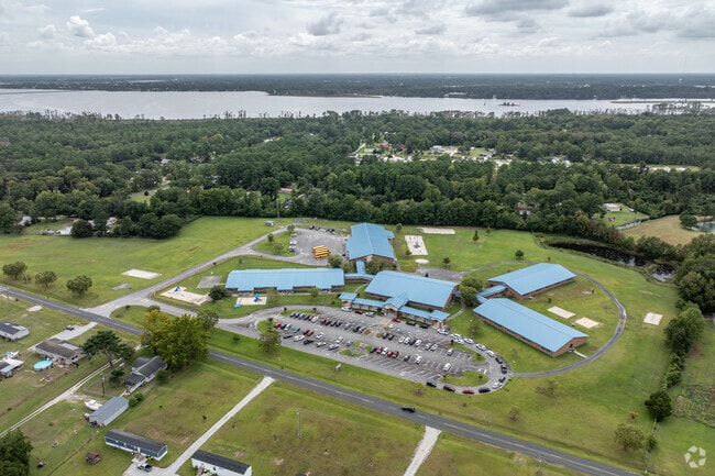 Bridgeton Elementary is located near New Bern, NC.