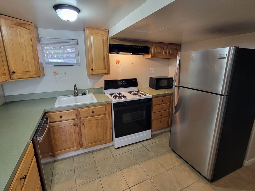 2030 N Cleveland St unit A, Arlington, VA 22201 - photo 1