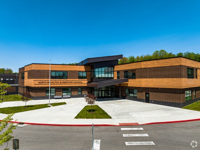 North Royalton Elementary School provides state of the art amenities for its students.