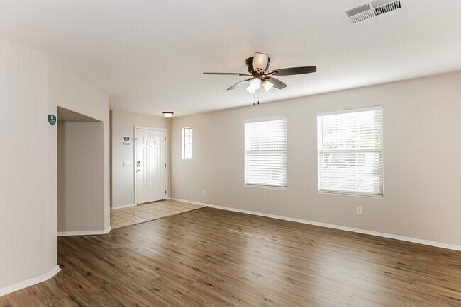 1872 S Seton Ave, Gilbert, AZ 85295 - photo 5