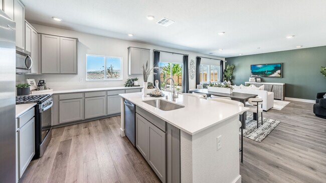 4242 White Feather Way, Sparks, NV 89436 - photo 4