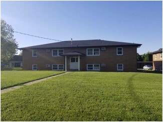 407-409 4th St NE, Mitchellville, IA 50169