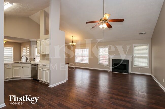 861 Georgetown Dr, Winder, GA 30680 - photo 3