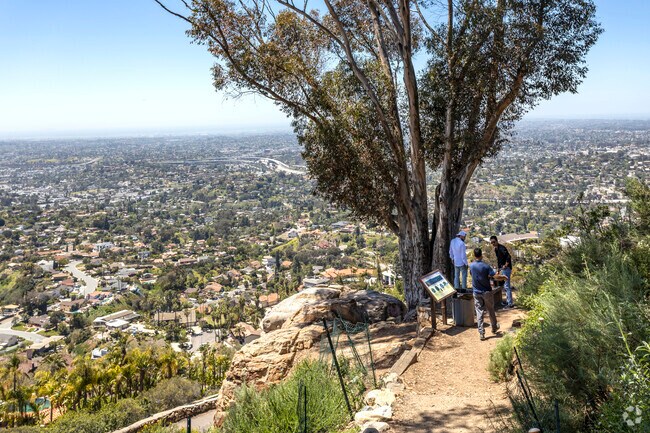 Picnic at Mount Helix Park located in Casa de Oro-Mount Helix.