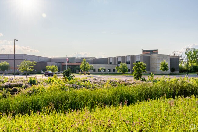 Prairie Winds Middle School has 40% proficiency in math.