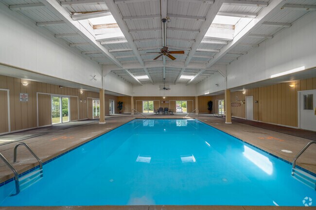 Kerrybrook Apartments, Austintown, OH 44515 - photo 4