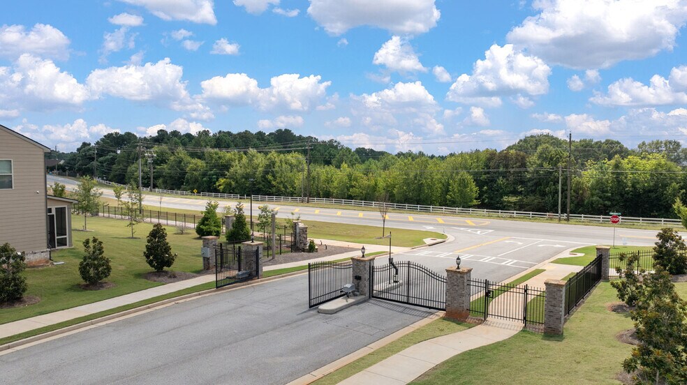 659 Edgar St, Hampton, GA 30228 - photo 1