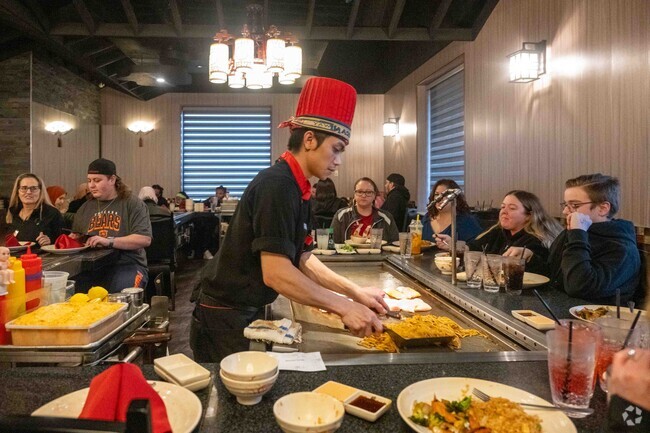 Wu House in Orland Hills, IL is a stylish Japanese steakhouse .
