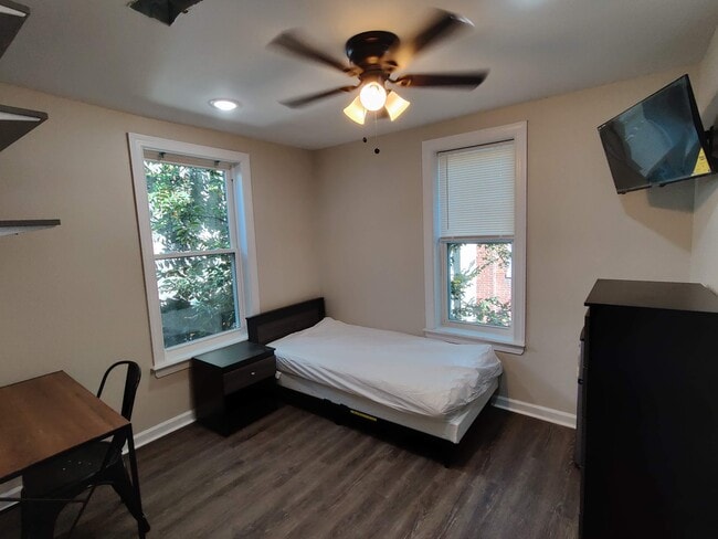 5535 Crowson St unit 2nd Fl - B2 - SRO, Philadelphia, PA 19144 - photo 2