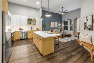 3175 E Corporate Ctr Pkwy, Kissimmee, FL 34744