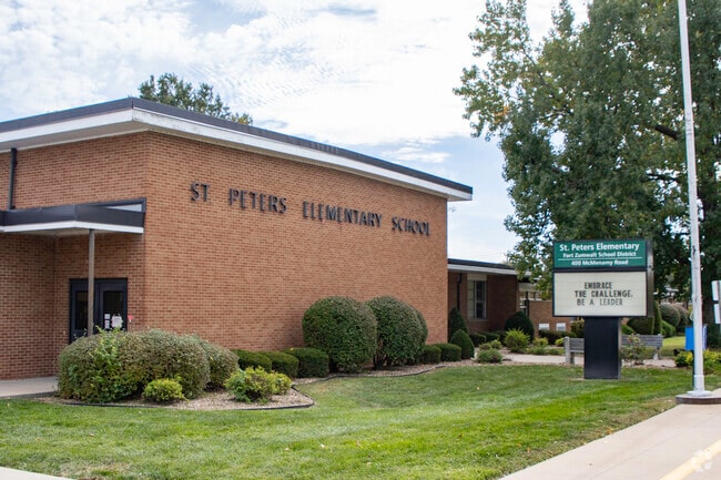 St. Peters Elementary School provides education in the neighborhood of 
Saint Peters.