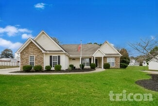 170 Orchard View, Fayetteville, GA 30215