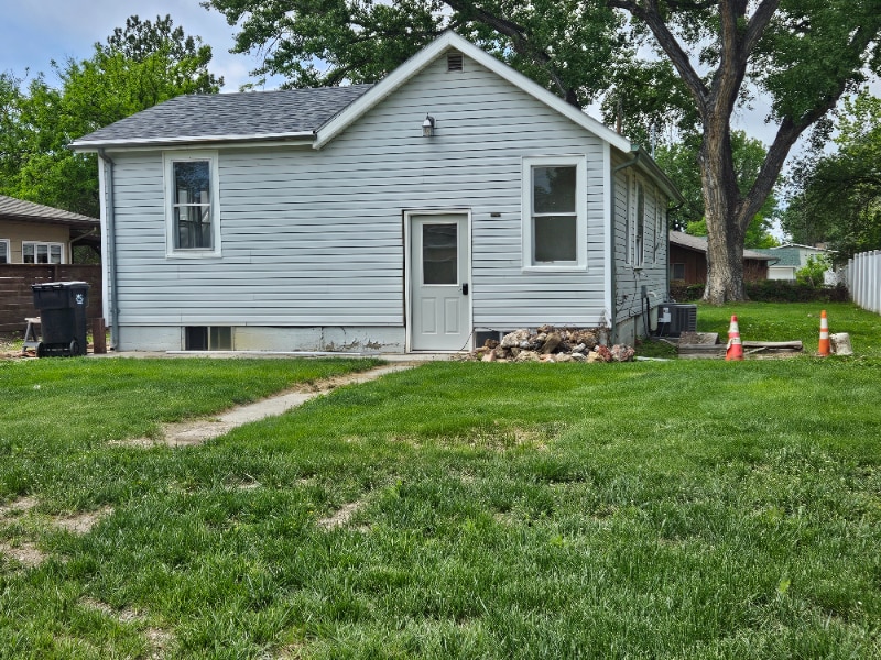1011 S Cottage Grove, Miles City, MT 59301 - photo 1