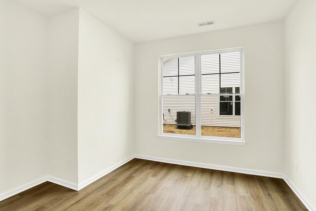 2041 Frost Line Ln, Greenfield, IN 46140 - photo 5