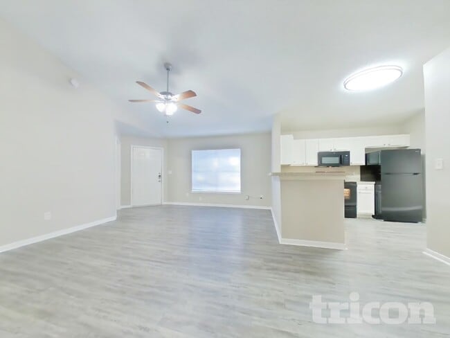 3114 Kelling St, Houston, TX 77045 - photo 2